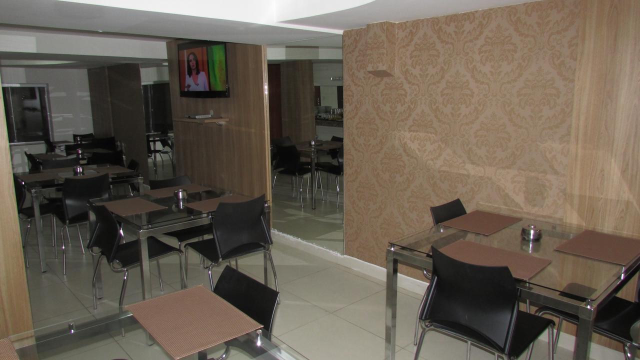 Hotel Oitis Governador Valadares Exterior foto